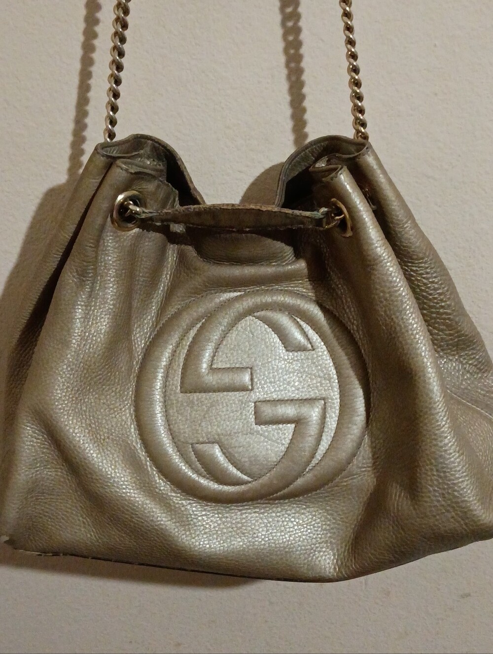 Gold Leather Shoulder Bag with Tassel Chain Strap - Picture 2 of 16